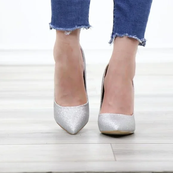 Pointed Silver Glitter Shimmery Dressy Party High Heels - Picture 12 of 15
